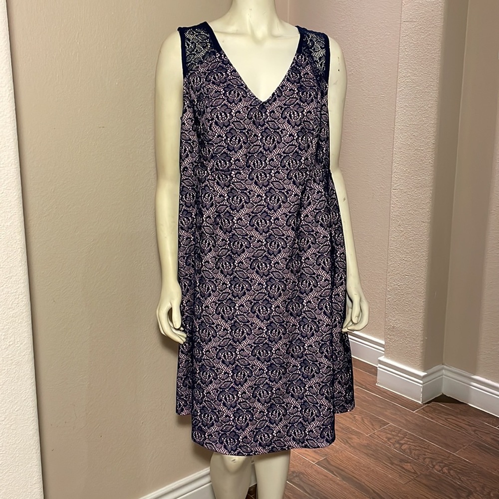 Motherhood, maternity laced dress.